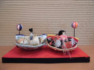 セレモア所沢店　ひなまつりディスプレイ