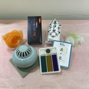花の花　青磁丸型香炉　ふじ灰　お香セット