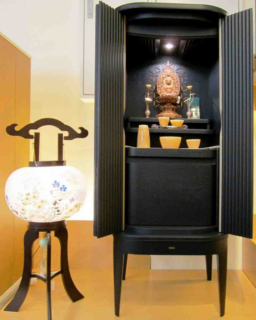 盆提灯　ネージュ　北口駅前店
