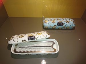 寝かせる線香皿 九谷焼