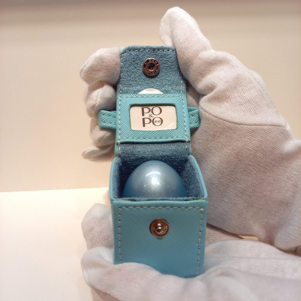 Soul Jewelry　ソウルジュエリー　ソウルプチポット　ポポ　ミニ骨壺　分骨　持ち運べる　カラフル　手のひらサイズ　水色　ライトブルー　パステルカラー　卵型　かわいい　写真　手元供養　ポータブル