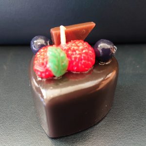 チョコレートケーキ　キャンドル　スイーツ