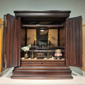 仏壇　黒檀　沈金　桜