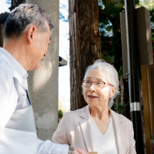 お墓をお引越しするには　墓じまいと改葬について詳しく解説致します　墓じまいとは　墓じまいが増えている理由とは　移転先で墓石を新調する場合　イメージ画像
