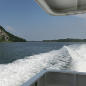 散骨とは、どういった供養方法なのか？　海洋散骨についてご紹介致します　海洋散骨のプランについて　代理委託散骨　イメージ画像